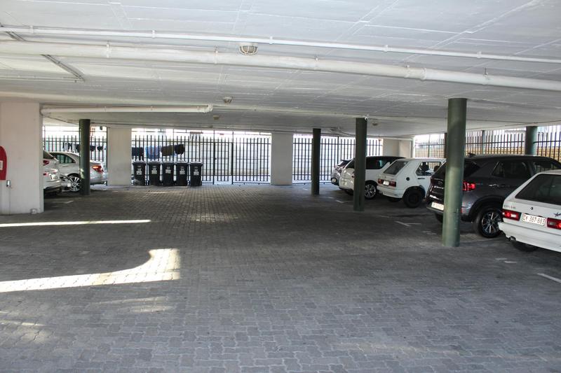 To Let 2 Bedroom Property for Rent in Oostersee Western Cape